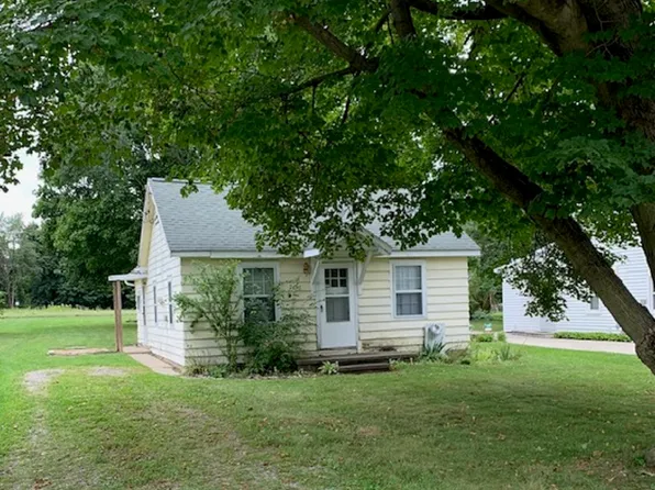 2434 Curtis Rd, Adrian, MI 49221
