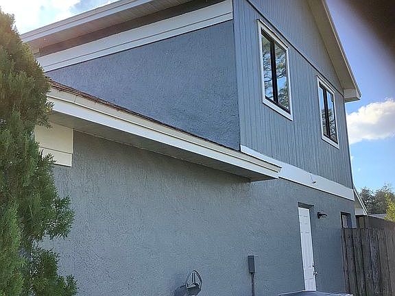 2nd image of 2226 Ballard Ave
