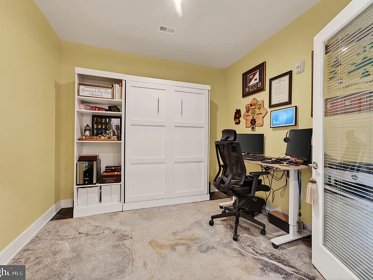 102 Saint Ives Pl #305 — Photo 8
