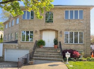 310 Clarke Ave, Staten Island, NY 10306