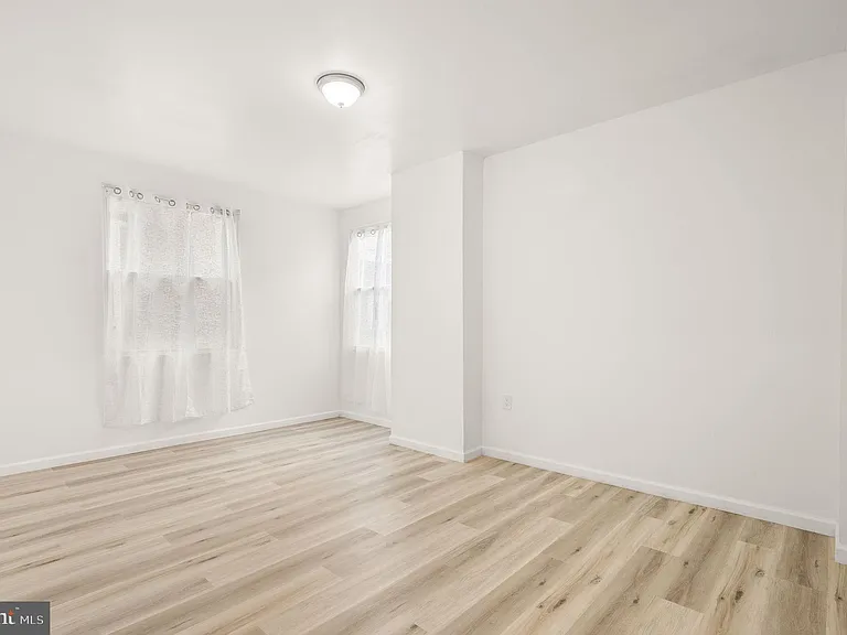 1633 Germantown Ave #2 — Photo 8