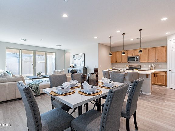 5th image of 2075 E ENTORO Drive