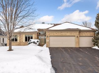 126 Quail Cir, Hudson, WI 54016