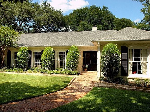 3rd image of 3805 Eastledge Dr