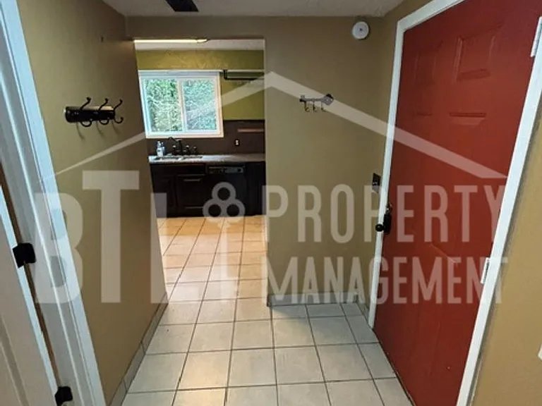 513 Lakewood Rd — Photo 14
