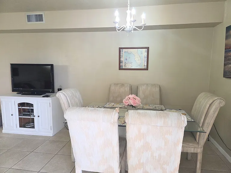 980 Constitution Dr #J — Photo 7