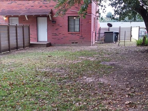 4th image of 141 Hubbard Dr