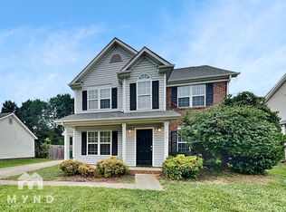 219 Chattaroy Dr, Charlotte, NC 28214