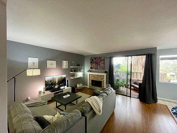 3rd image of 2748 East Ct
