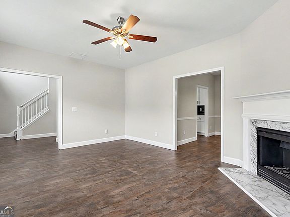 5th image of 1593 Willow Wood Trce