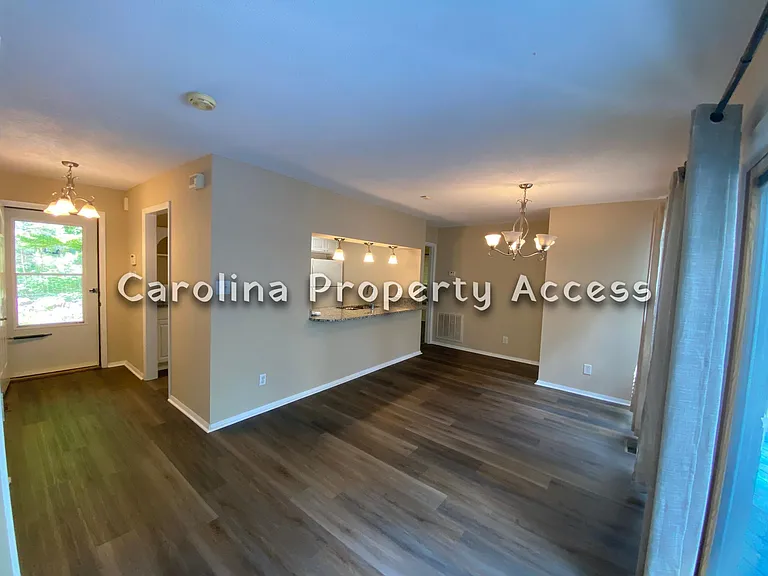 102 Polks Pl — Photo 12