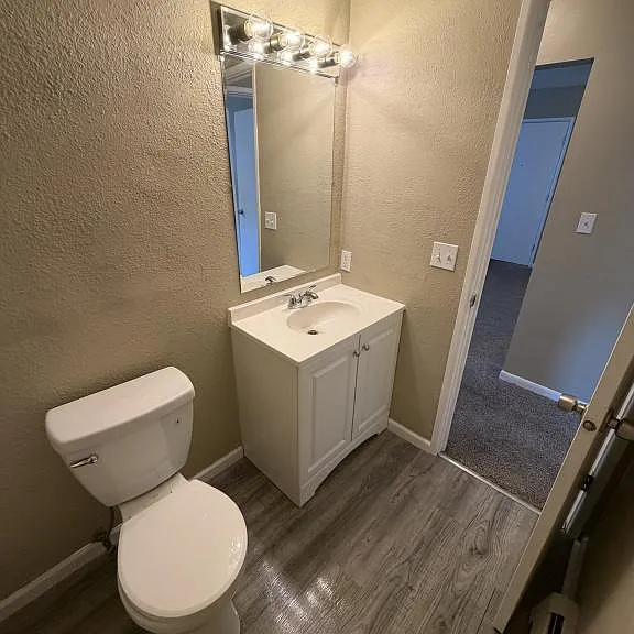 66 Washington Blvd #4 — Photo 11