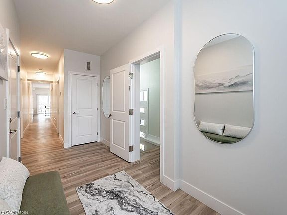 4th image of 498 Karn St