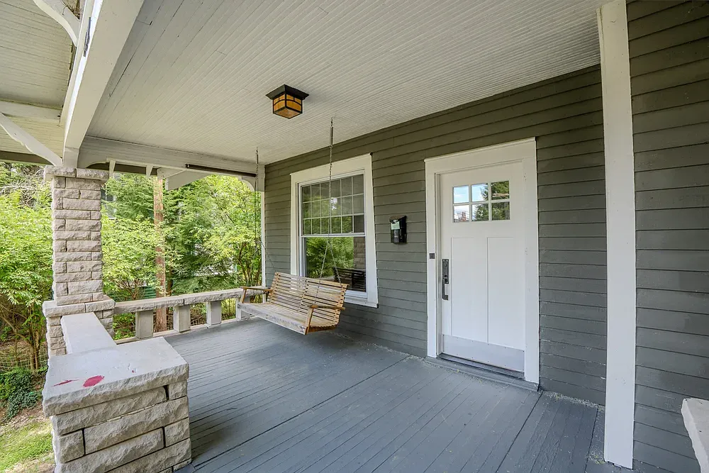 4 bed, 1354 sqft, $6,000 — Photo 4