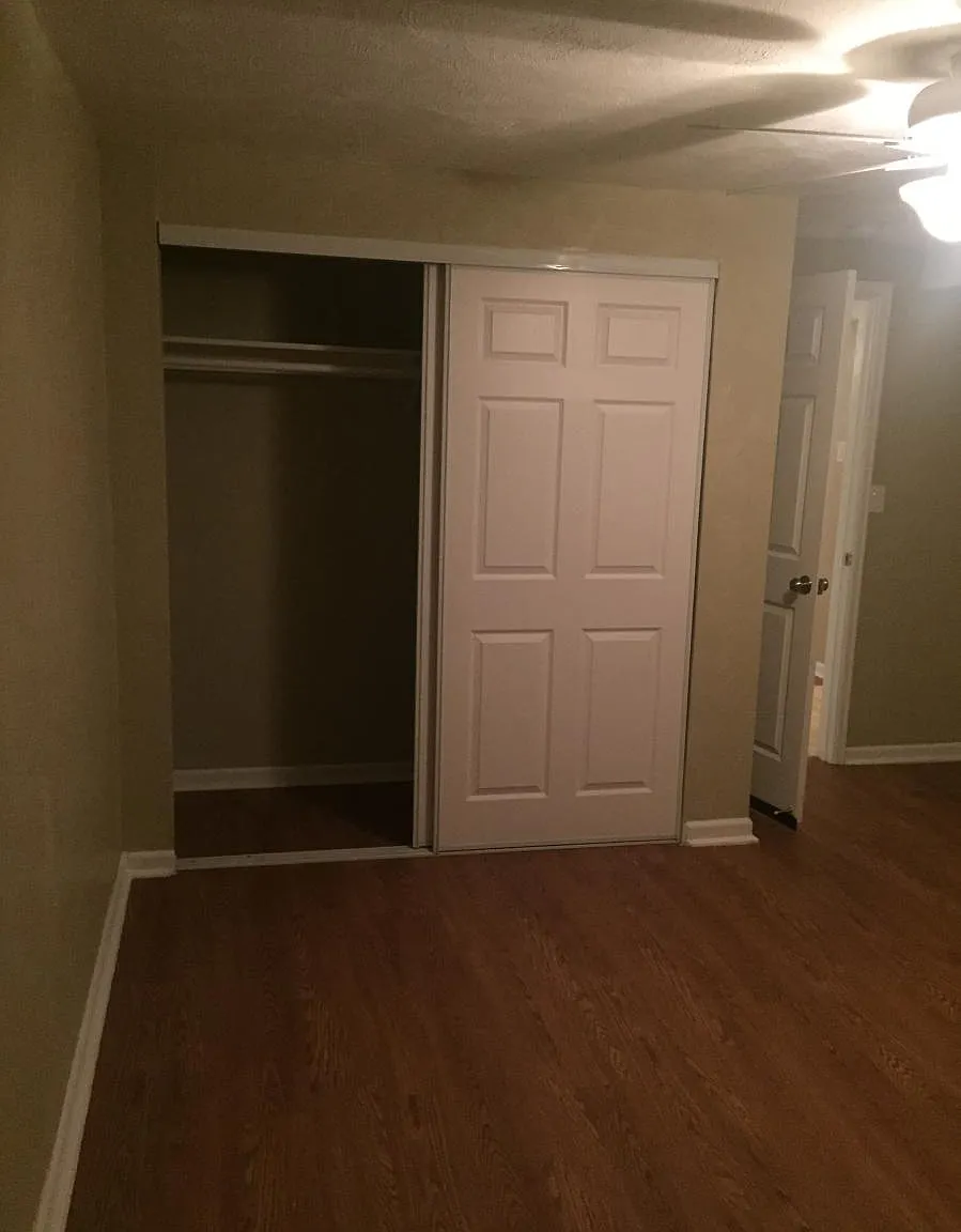 4 bed, 1950 sqft, $2,800 — Photo 3