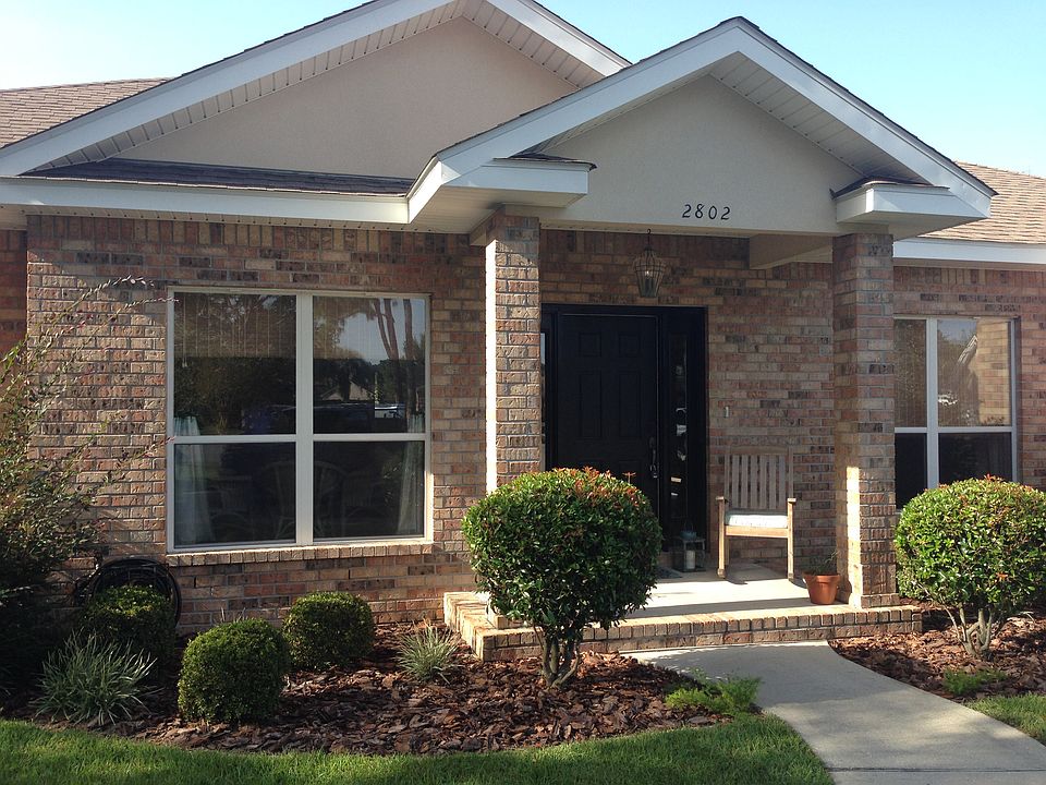 1st image of 2802 Venetian Way