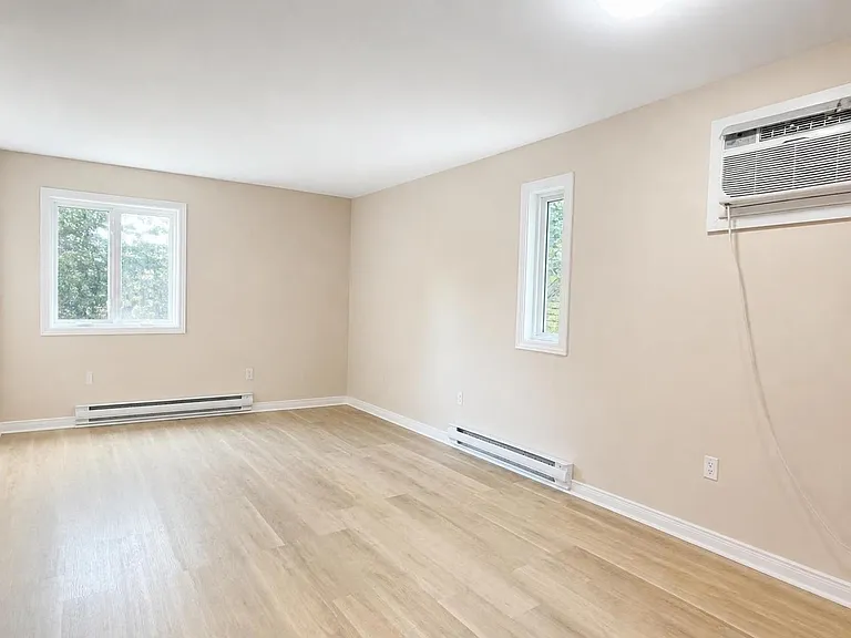 429 Bruce Ave #3 — Photo 2