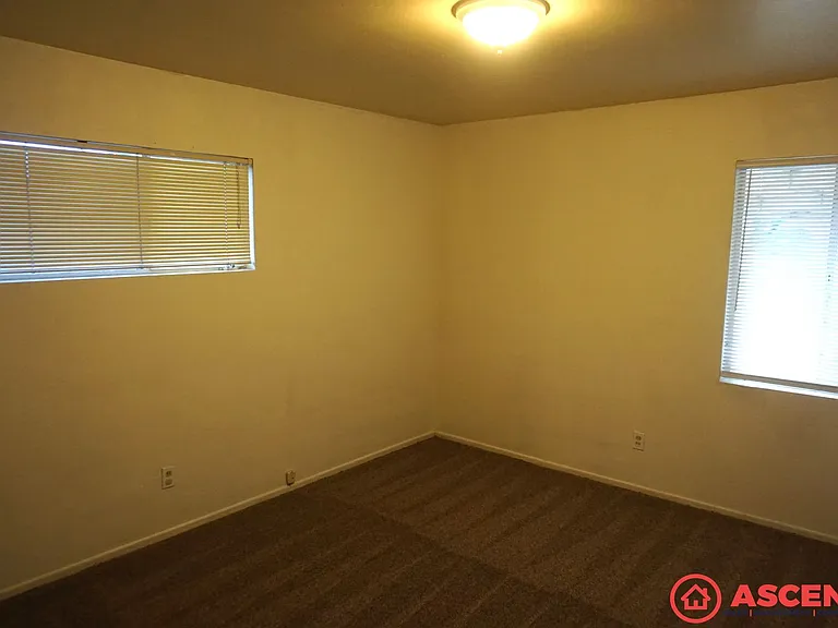 2112 Kingston Pl — Photo 10