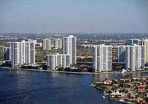 1st image of 3575 Mystic Pointe Dr #17