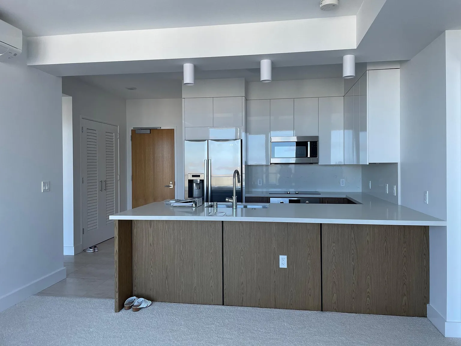 629 Keeaumoku St — Photo 4