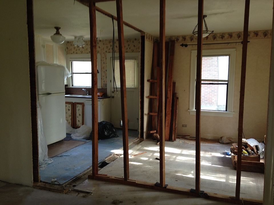 2nd image of 8002 SW 37th Ave