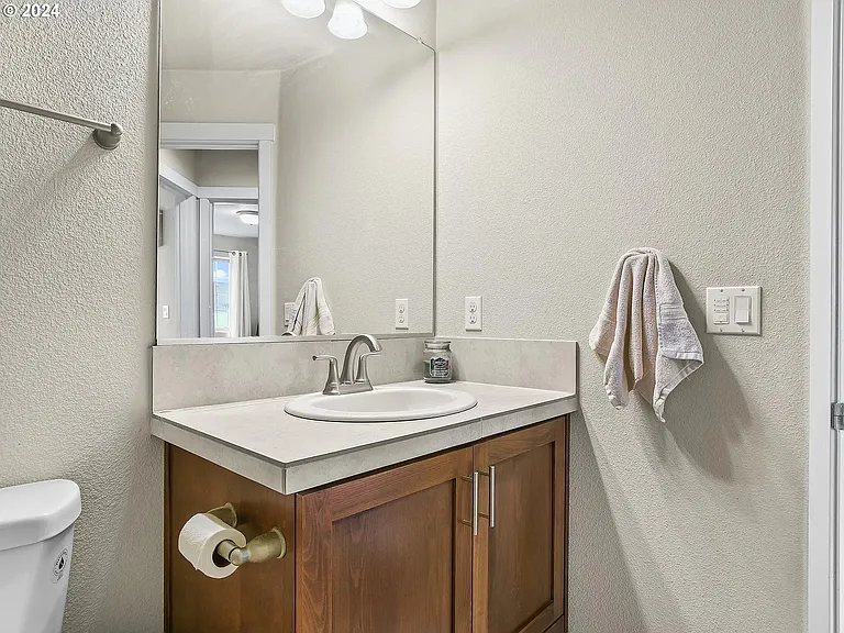10887 SW Stockholm Dr — Photo 17