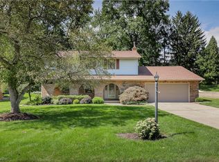 415 Eastbury Ave NE, North Canton, OH 44720