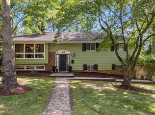 230 Capri Ter, Park Ridge, NJ 07656