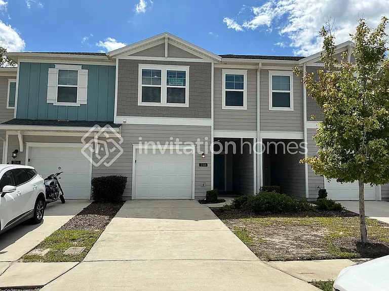 210 Sweet Lemon Ln — Photo 1