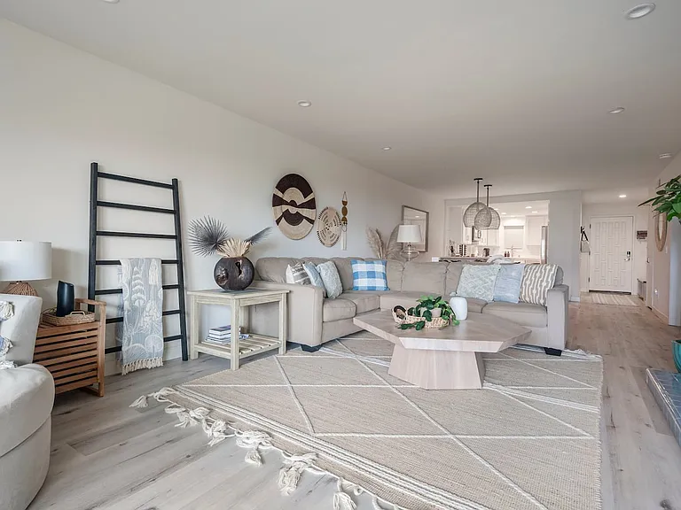 295 Sea Forest Ct — Photo 26