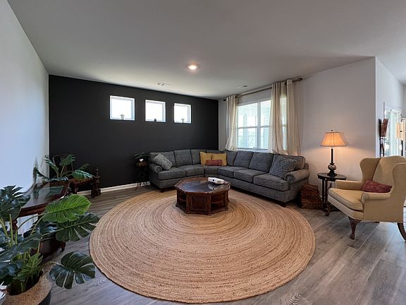 5th image of 6115 Japonica Ln