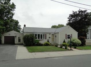 13 Knowles Ave, Saugus, MA 01906