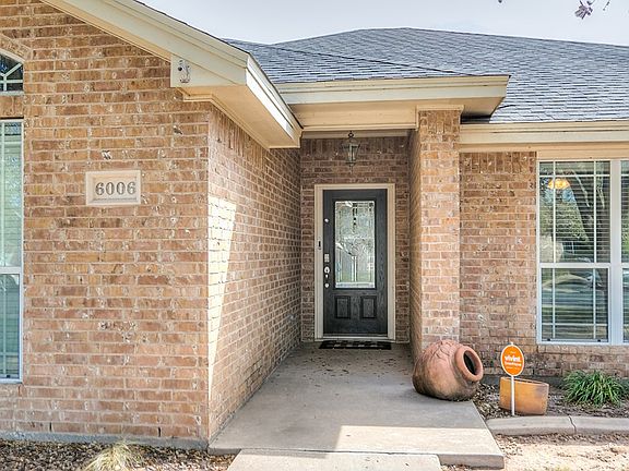 2nd image of 6006 Brazos St
