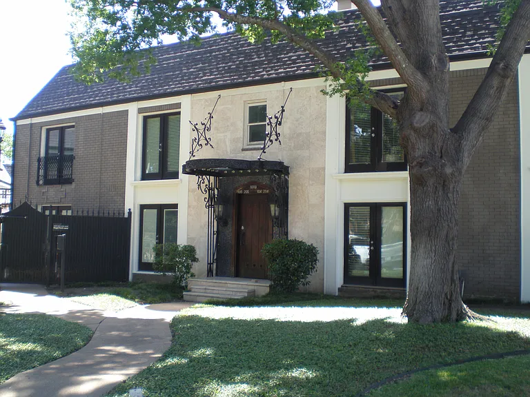 10119 Regal Park Ln — Photo 10