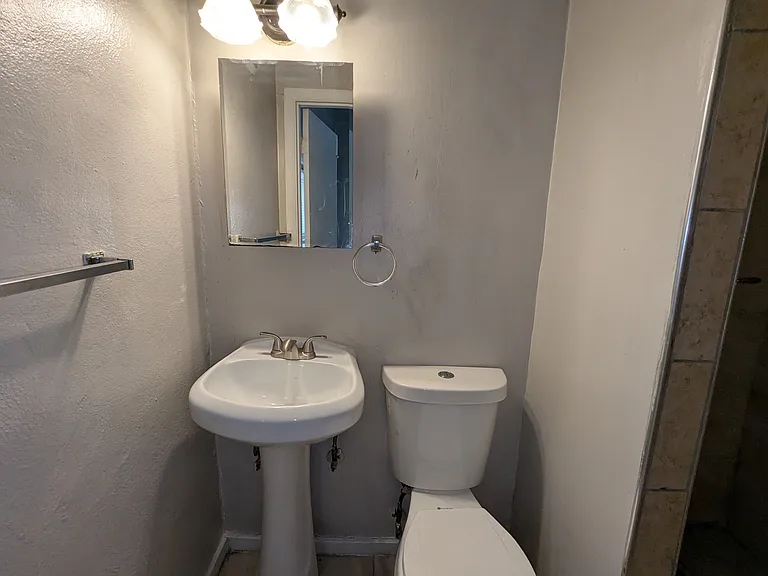 3104 Woodson Rd #11 — Photo 8