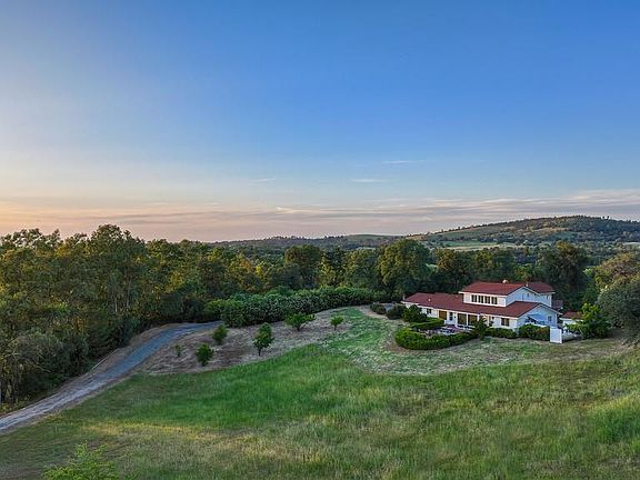 2nd image of 2495 Meadow Creek Rd