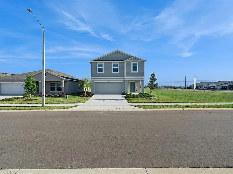 4904 Bluebell Ct — Photo 2