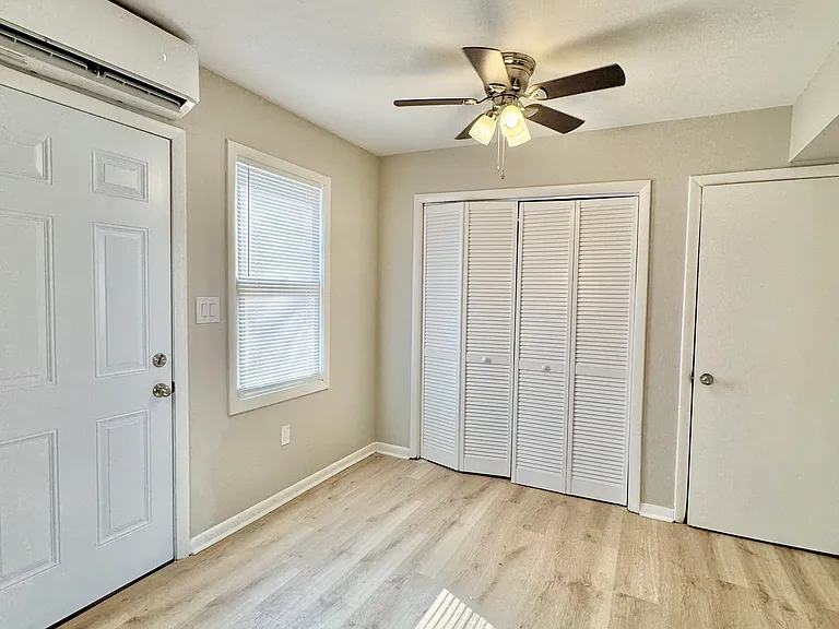 510 Holladay Dr #502 — Photo 8