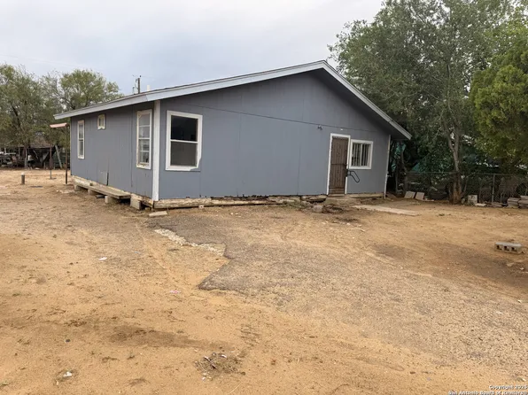 116 Coronado, Laredo, TX 78043