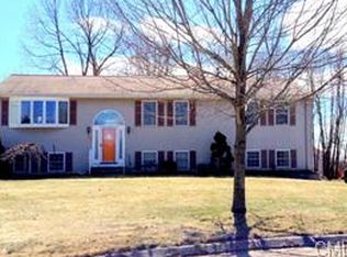 47 Hoinski Way, Ansonia, CT 06401