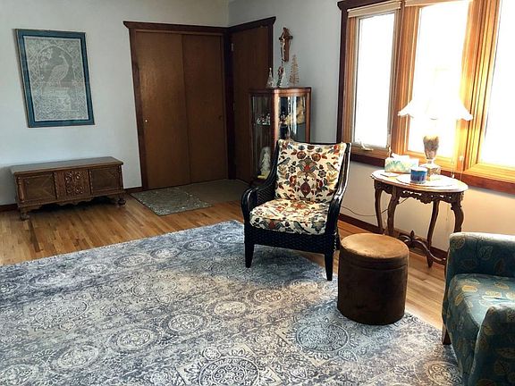2nd image of 13217 Taylor Pl