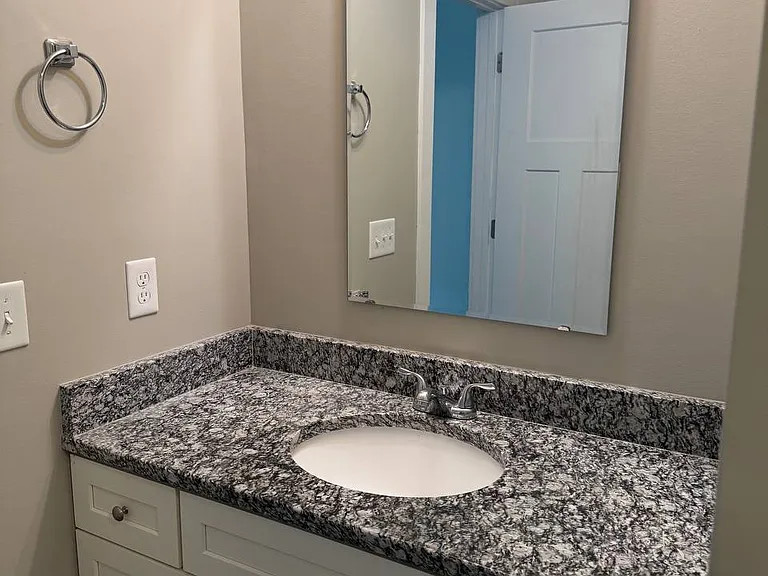 3059 Old Furnace Rd #B — Photo 8