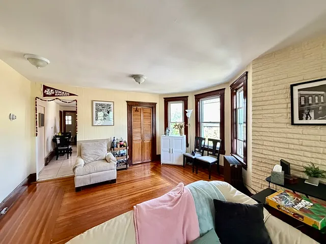38 Illinois Ave #2 — Photo 6