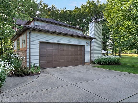 2nd image of 8404 Chestnut Blvd