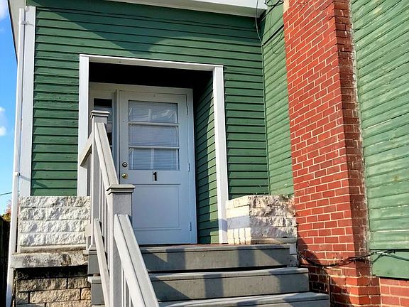 2nd image of 205 Scammel St APT 1