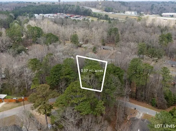 4728 Woodvale Dr, Tuscaloosa, AL 35405