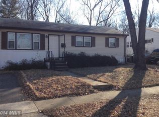 6612 Dulin Dr, Oxon Hill, MD 20745