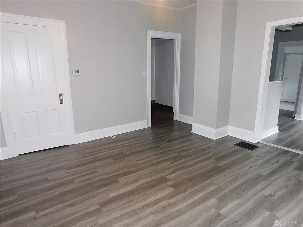 2 bed, 1.0 bath, 1100 sqft, $900 — Photo 4