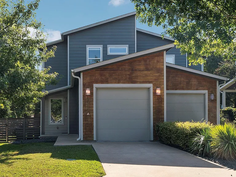 7217 Blessing Ave #A — Photo 1