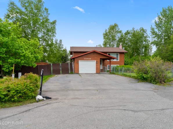 10840 Goodpaster Cir, Eagle River, AK 99577